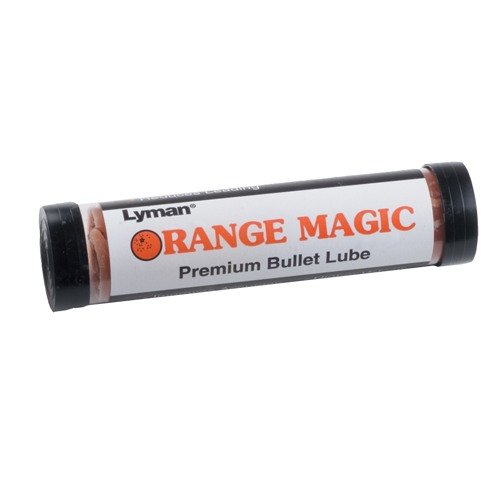 Orange Magic Lube di LYMAN è ideale per cariche ad alte prestazioni, aumenta la velocità dei proiettili e riduce il leading, senza sciogliersi in condizioni di calore.