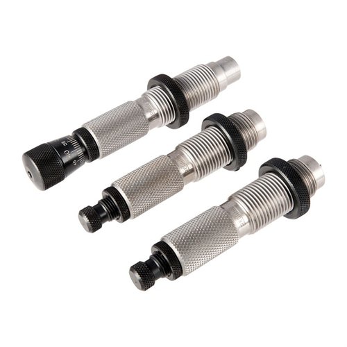 I Master Hunter Deluxe Die Set per il .223 Remington offrono resizing completo e opzioni di neck sizing per prestazioni ottimali durante lo sviluppo dei carichi.