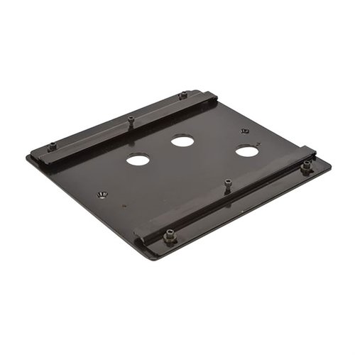 Il MEC JIG FIXTURE è versatile e può essere montato su piani di lavoro, tavole o utilizzato in modo indipendente, compatibile con vari modelli MEC.