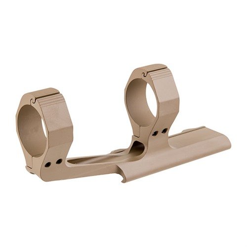 Montaggio rigido e leggero, compatibile con ottiche di alta gamma, progettato per rail Picatinny Mil-Spec, offre protezione contro il rinculo e un peso di soli 3.36oz.