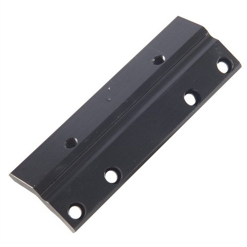 La base laterale #1 Weaver offre maggiore spazio per il manico del carrello e facilita il caricamento e l'espulsione, accettando solo anelli Weaver.