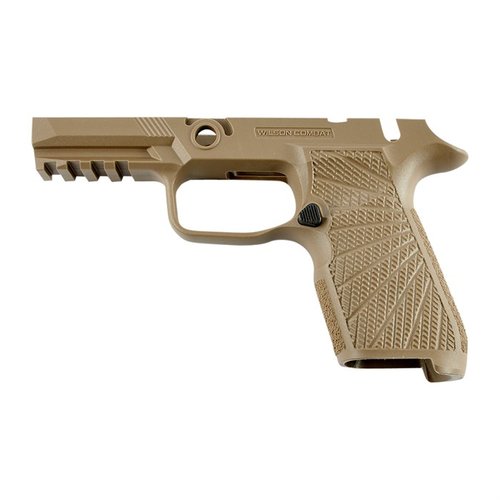 Rivoluziona la tua esperienza di tiro con il grip modulare WCP320 di Wilson Combat per SIG P320, migliorando controllo e comfort con un design ergonomico.