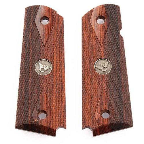 Le impugnature 1911 in legno esotico Cocobolo di Wilson Combat offrono un design elegante, checkering 20 lpi e logo 