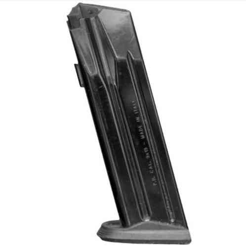 Il caricatore da 15 colpi 9x21 per la serie APX Centurion di Beretta offre capacità elevata e affidabilità, ideale per prestazioni ottimali in ogni situazione.